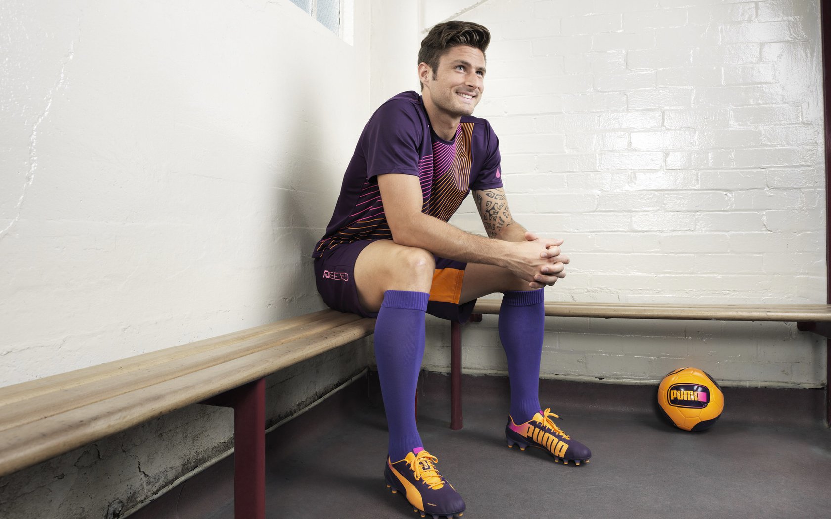 维尔茨与姆巴佩：各自风格差异的足球之争，威尔弗里德姆巴佩